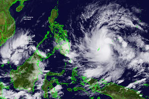 Bão số 9 (bão RAI) chuẩn bị tiến vào biển Đông, có khả năng ảnh hưởng trực tiếp tới các tỉnh miền Trung nước ta