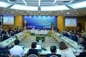 Việt Nam phải “dè chừng” nguy cơ kinh tế thế giới tăng trưởng chậm lại