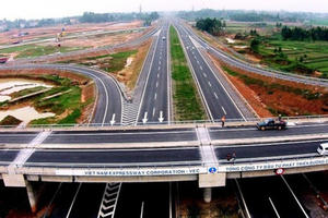 Đẩy nhanh giải phóng mặt bằng trong Dự án cao tốc trên tuyến Bắc  - Nam 