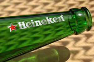 Heineken hạ mục tiêu tăng trưởng trong năm 2023