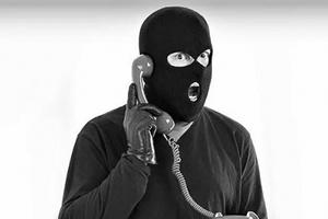 Băng nhóm chuyên giả danh công an lừa đảo qua điện thoại