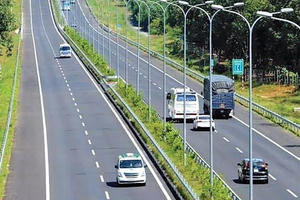 3 dự án thành phần cao tốc Bắc - Nam đắt nhà thầu