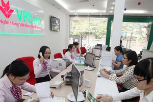 Quỹ ngoại sang tay hàng trăm tỷ cổ phiếu VPBank