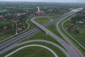 14 nhà đầu tư mua hồ sơ dự thầu 5 đoạn BOT cao tốc Bắc-Nam