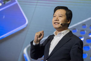 Những cuốn sách "gối đầu giường" tiết lộ tham vọng kinh doanh ô tô điện của vị CEO Xiaomi