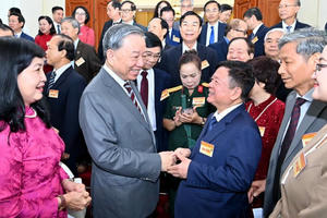 Tổng Bí thư Tô Lâm: Văn nghệ sĩ cần là những chiến sĩ trên mặt trận tinh thần