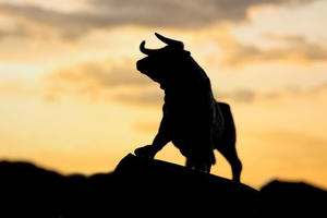 VN-Index vượt qua Nasdaq, S&P500 trở thành chỉ số chứng khoán tăng mạnh nhất Thế giới trong tháng 8