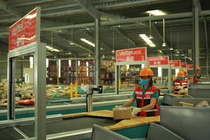 Doanh nghiệp chuyển phát trên sàn chứng khoán: Viettel Post có biên lãi gộp cao nhất nhiều quý, EMS chuyển lỗ thành lãi trong quý 2