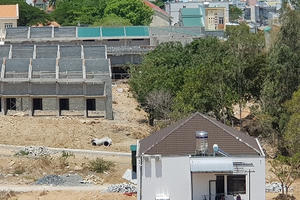 Lô đất đang sinh sống hơn 40 năm bỗng nhiên đứng tên lãnh đạo doanh nghiệp