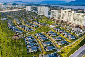 Condotel sắp được cấp 'sổ đỏ', giá giảm sâu nhưng khó tìm được người mua