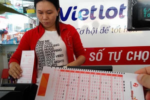 Hà Nội “sốt” Vietlott