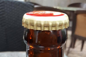 Toà thụ lý vụ án Sabeco bị kiện vì chai bia có dị vật