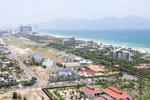 Không phải do thiếu nguồn cung, không hoàn toàn do bảng giá mới, cơn sốt đất hiện nay là sản phẩm của những chiêu trò "thổi giá"