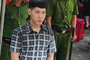 Bị sát hại giữa đường vì... viết đơn ly hôn giúp