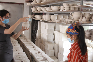 Lâm Thu Huyền - Chủ thương hiệu Gốm Lam: Nỗ lực gìn giữ và lan toả nét đẹp văn hoá Việt