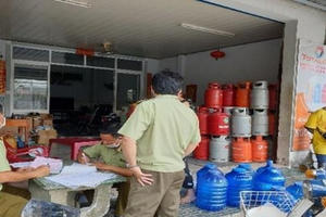 Phạt hơn 8,2 triệu đồng 2 cơ sở vi phạm kinh doanh khí dầu mỏ hóa lỏng