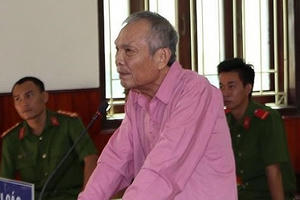 Cựu doanh nhân lái xe Lexus tông vào đám tang bị phạt 4 năm tù