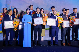 Herbalife Việt Nam được Liên đoàn Thương mại và Công nghiệp Việt Nam vinh danh Top 100 Doanh Nghiệp Bền Vững Việt Nam 2025