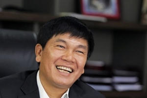 Vì sao ông chủ thép Hòa Phát khó quay trở lại tỉ phú USD?