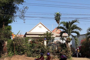 Phát hiện cán bộ Sở Công thương Bình Dương chết trong tư thể treo cổ