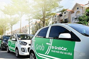 Grab: Không cần thiết bắt xe taxi công nghệ phải "đeo mào"