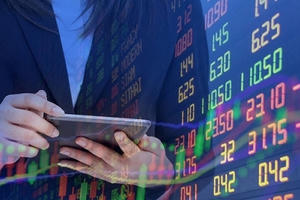 Phiên giữa tuần, chứng khoán Việt Nam ngược dòng chứng khoán thế giới