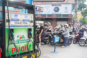 Thí điểm xăng E10: Cuộc chơi của các doanh nghiệp đầu ngành