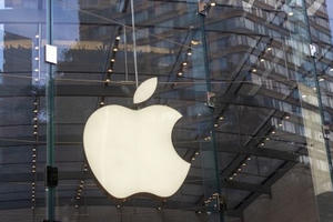 Apple sắp trở thành công ty Mỹ đầu tiên cán mốc 1.000 tỷ USD