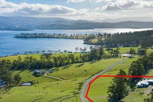 Khám phá ngôi nhà đáng sống trên hòn đảo hoang sơ