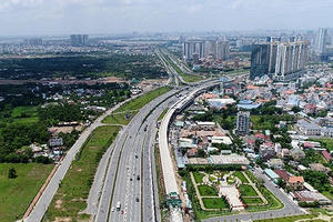 Rủi ro pháp lý đang đè nặng thị trường địa ốc năm 2019