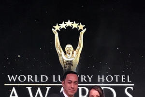 •	Việt Nam chiến thắng ngoạn mục với 2 giải thưởng lớn tại World Luxury Awards 2018