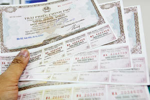 Không nên mua trái phiếu chỉ vì lãi suất cao