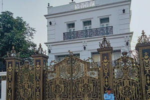 Gần 3 triệu đồng/ngày cho dịch vụ trông nhà dịp tết