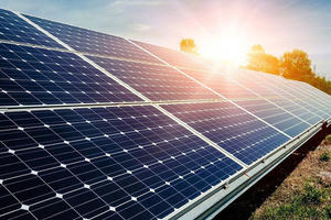 HSBC cho 2 công ty của REE vay hơn 800 tỷ đồng đầu tư điện mặt trời