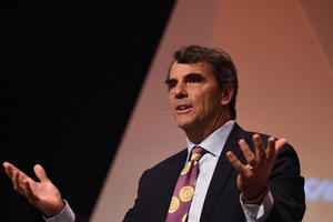 3 hối tiếc để đời mà tỷ phú tự thân nào cũng muốn "quay ngược thời gian" để làm lại