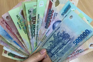 Tăng lương từ 1/7: Bố trí nguồn từ đâu?