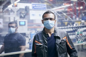 Ford mở lại nhà máy ở châu Âu vào tuần tới