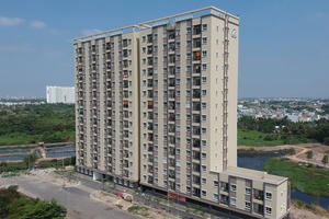 Bán chung cư 50 năm: Pháp lý chưa rõ, rủi ro người mua