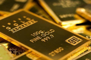 Sau 3 tuần trượt giá, vàng trong nước bật tăng trở lại mốc 49 triệu đồng/lượng