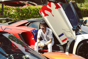 Cơ nghiệp nghìn tỷ của gia đình Minh Nhựa đằng sau dàn siêu xe khủng