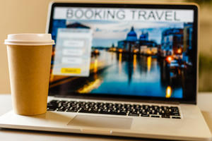 Cảnh giác với thủ đoạn lừa đảo khách hàng đặt cọc phòng bằng fanpage giả mạo, có nạn nhân bị lừa hơn 1 tỷ đồng