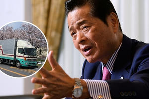 Tận dụng sự bùng nổ ngành thương mại điện tử, cựu tài xế xe tải trở thành tỷ phú USD ở tuổi ngoài 70