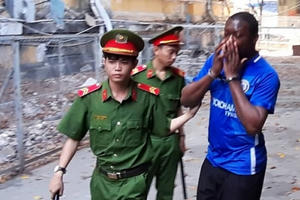 Người nước ngoài thuê hai phụ nữ làm giám đốc 15 công ty chiếm đoạt hàng tỉ đồng
