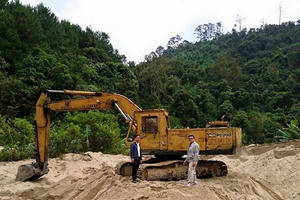 Kon Tum: Phó Chủ tịch tỉnh chỉ đạo xử lý vụ khai thác khoáng sản trái phép