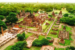 Khám phá những ngôi chùa kỳ lạ ở Thái Lan: Công viên phế tích và bí ẩn đầu tượng Phật trong rễ cây sung