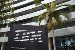 Hãng máy tính Mỹ IBM tách thành 2 công ty để phát triển mạnh điện toán đám mây 