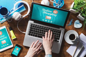 Người Việt chi hơn 7 tỷ USD để mua sắm trên sàn thương mại điện tử nửa đầu năm 2025