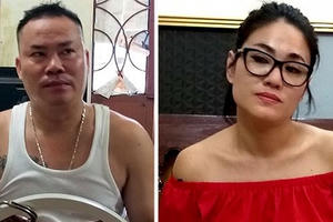 Bắt 'nữ quái' tàng trữ gần 15kg ma túy đá và súng hoa cải