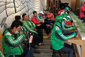 “Chiến trường” giao đồ ăn trực tuyến 2020: Baemin vừa “chào sân” đã chễm chệ top 3, doanh nghiệp nội vẫn lép vế