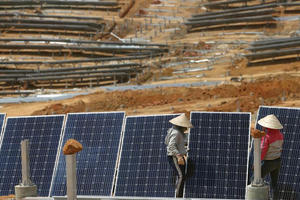 Cuộc đua chốt giá điện mặt trời